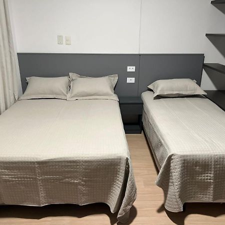Apartamento Para Pessoas De Familia Ou A Negocio, Ap Lindo Aconchegante No Bras Proximo Igreja Mundial,Mercado Municipal, 25 De Marco, Templo Salomao, Metro Dom Pedro Ll, Bancos, Mercado E Etc Sao Paulo Dış mekan fotoğraf