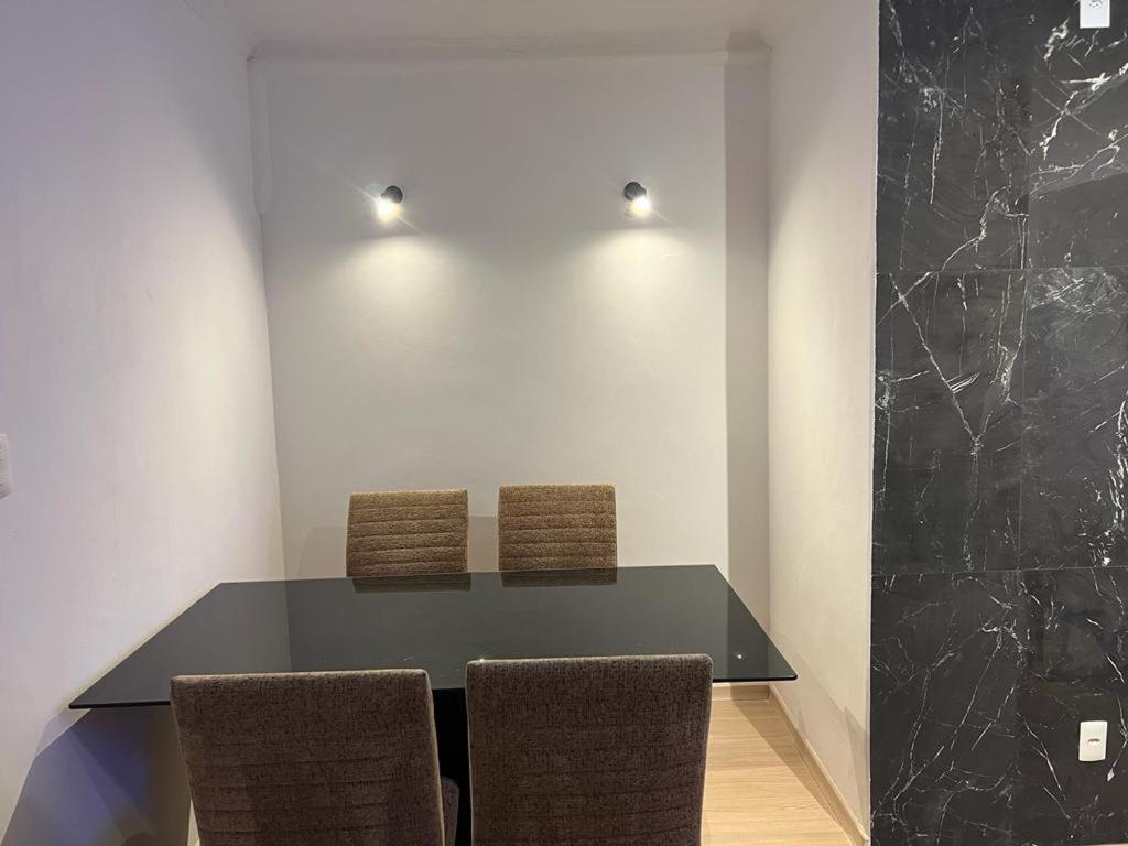 Apartamento Para Pessoas De Familia Ou A Negocio, Ap Lindo Aconchegante No Bras Proximo Igreja Mundial,Mercado Municipal, 25 De Marco, Templo Salomao, Metro Dom Pedro Ll, Bancos, Mercado E Etc Sao Paulo Dış mekan fotoğraf