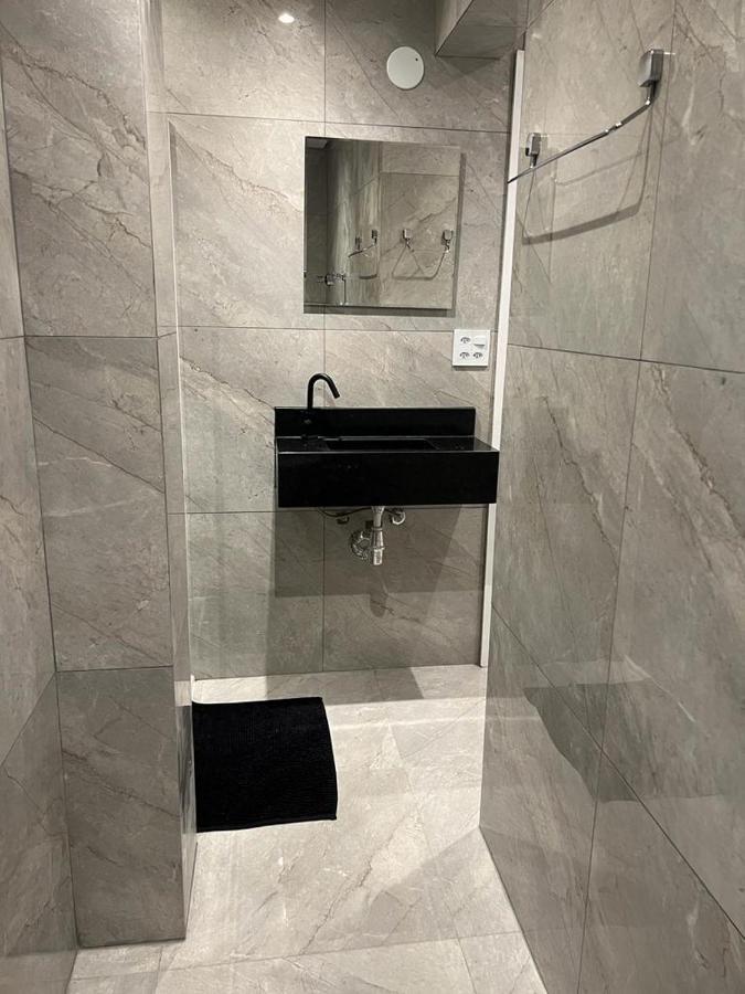 Apartamento Para Pessoas De Familia Ou A Negocio, Ap Lindo Aconchegante No Bras Proximo Igreja Mundial,Mercado Municipal, 25 De Marco, Templo Salomao, Metro Dom Pedro Ll, Bancos, Mercado E Etc Sao Paulo Dış mekan fotoğraf