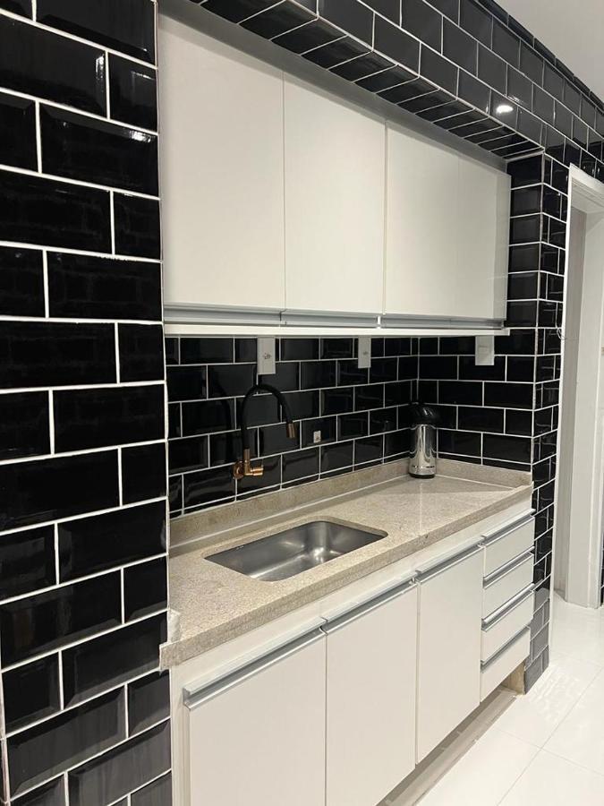Apartamento Para Pessoas De Familia Ou A Negocio, Ap Lindo Aconchegante No Bras Proximo Igreja Mundial,Mercado Municipal, 25 De Marco, Templo Salomao, Metro Dom Pedro Ll, Bancos, Mercado E Etc Sao Paulo Dış mekan fotoğraf
