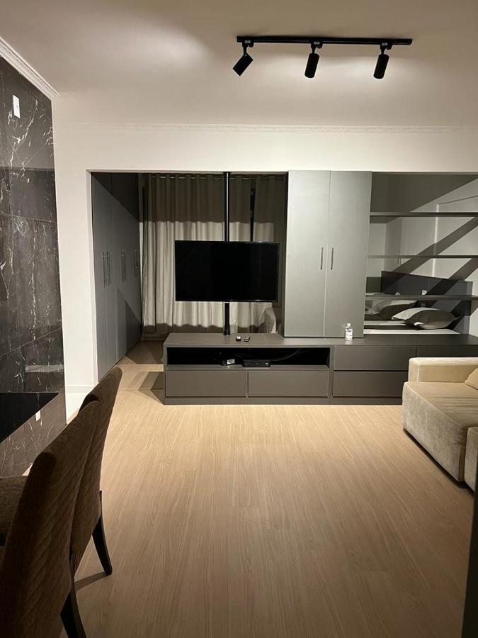 Apartamento Para Pessoas De Familia Ou A Negocio, Ap Lindo Aconchegante No Bras Proximo Igreja Mundial,Mercado Municipal, 25 De Marco, Templo Salomao, Metro Dom Pedro Ll, Bancos, Mercado E Etc Sao Paulo Dış mekan fotoğraf